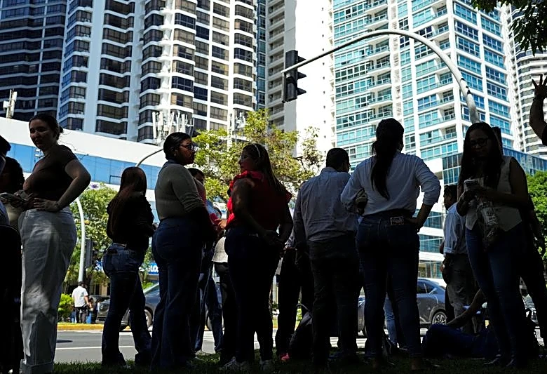 Strong Panama quake shakes nation, but avoids major destruction