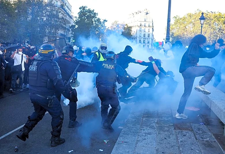 French policing under scrutiny as student protest injuries mount