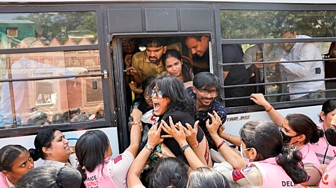 India detains thousands, locks down Delhi to foil election chief protest