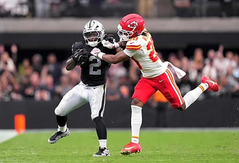 Raiders RB Ashton Jeanty listed as active vs. Patriots