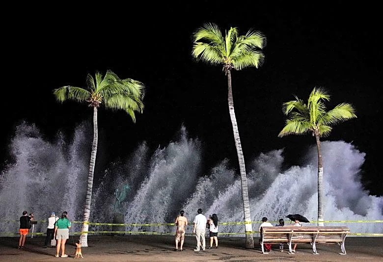 Hurricane Simon crawls along Mexico's Pacific coast, bringing floods and evacuations