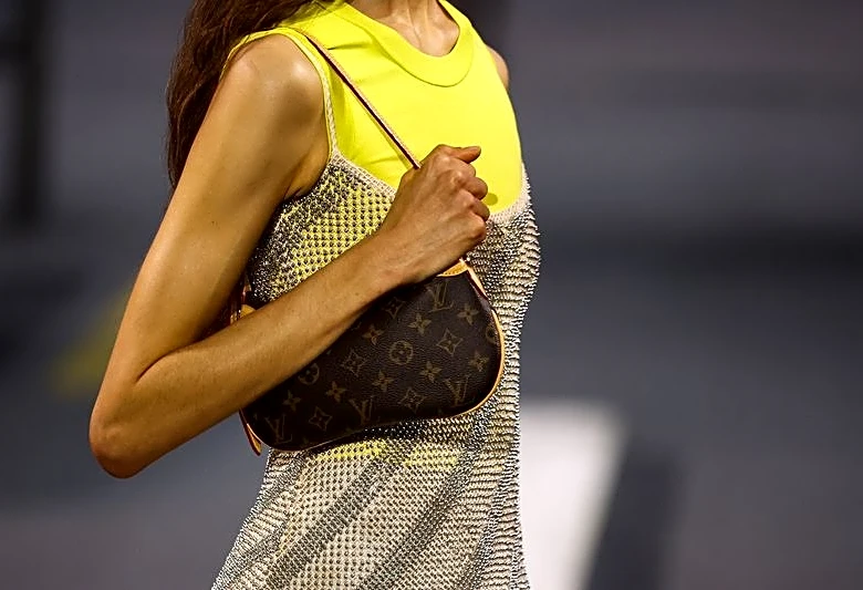 China gloom hits LVMH, dims hopes of luxury revival