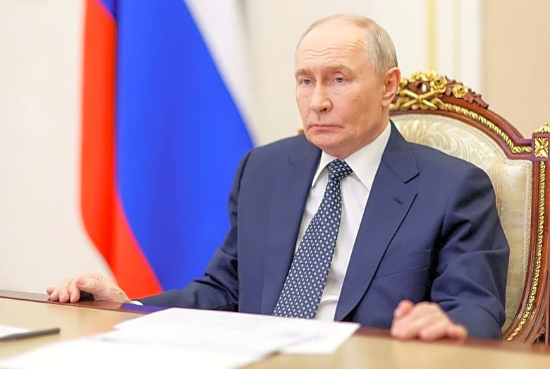 US hopes diesel deal can 'soften' Moscow on peace talks, sources say