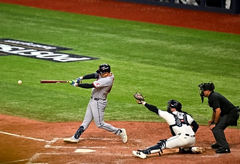 Late offense sends Guardians to ALCS Game 1 win over Rays
