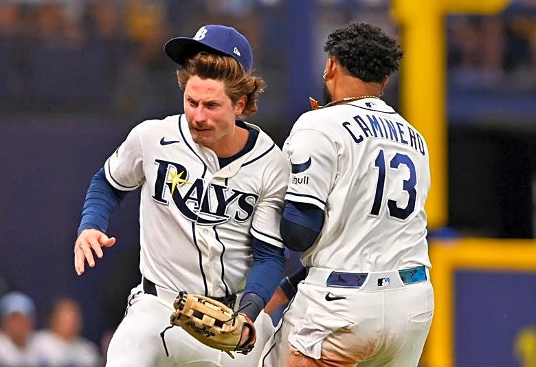 ALCS notebook: Rays 3B Junior Caminero OK after on-field collision