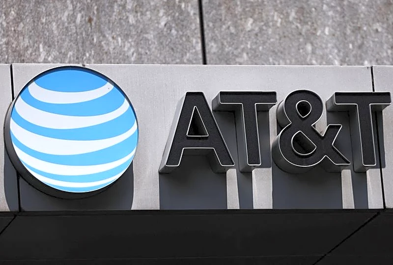 AT&T sells Mexico unit to Televisa, Fintech for $2 billion
