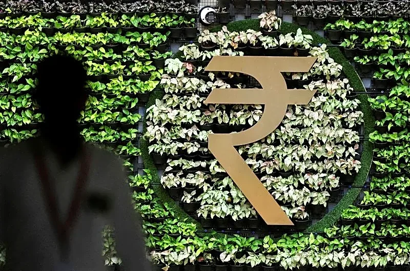 India importers press on with rupee hedges despite RBI's higher-cost deterrent