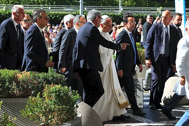World prays for Pope Leo after lung cancer diagnosis