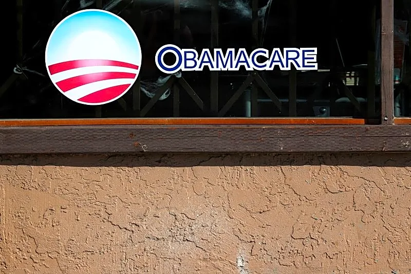US cuts Obamacare subsidies for 189,000 with duplicate coverage