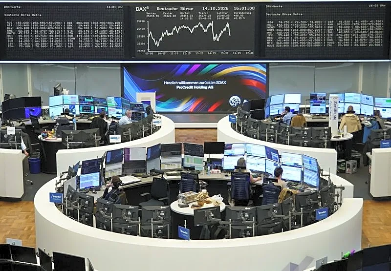 Morning Bid: Market picks CoreWeave as AI rout deepens