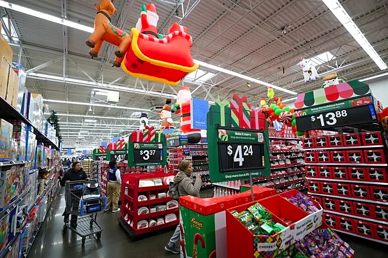 US holiday sales growth to speed up as shoppers stay resilient, NRF forecasts