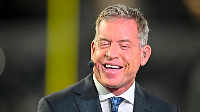 Troy Aikman acknowledges Joe Buck rift: 'I'll be a free agent'