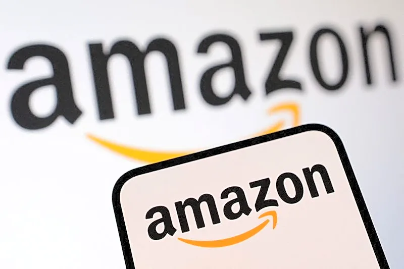 Amazon launches two new portable AI listening devices