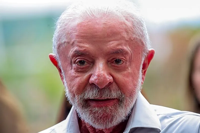 Lula pledges free weekend transit nationwide as Brazil runoff nears