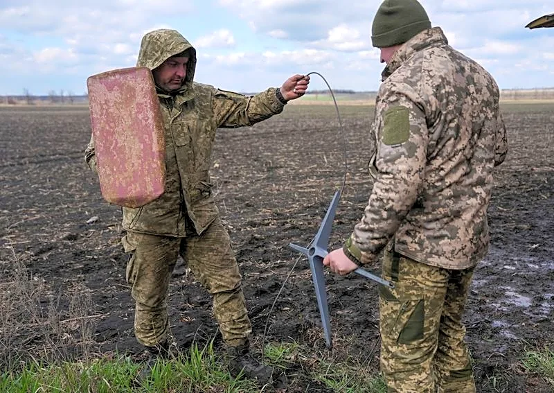 Exclusive-Order to limit Starshield for Ukraine came from inside White House, sources say