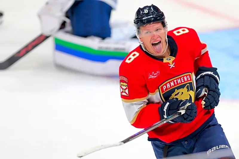 NHL roundup: Panthers' Brady Tkachuk caps 2nd straight hat trick in OT