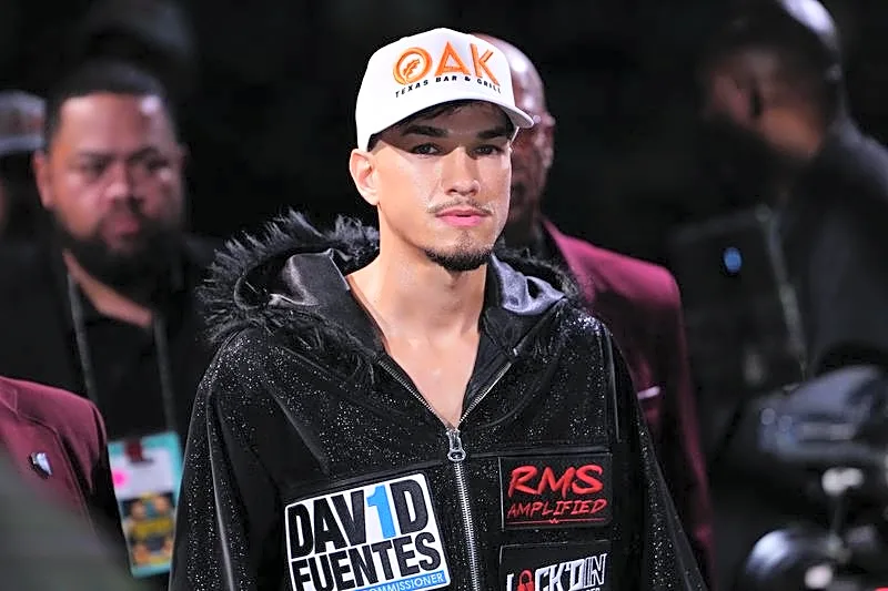 Boxing-Figueroa withdraws from Kameda fight due to illness after losing WBA featherweight title