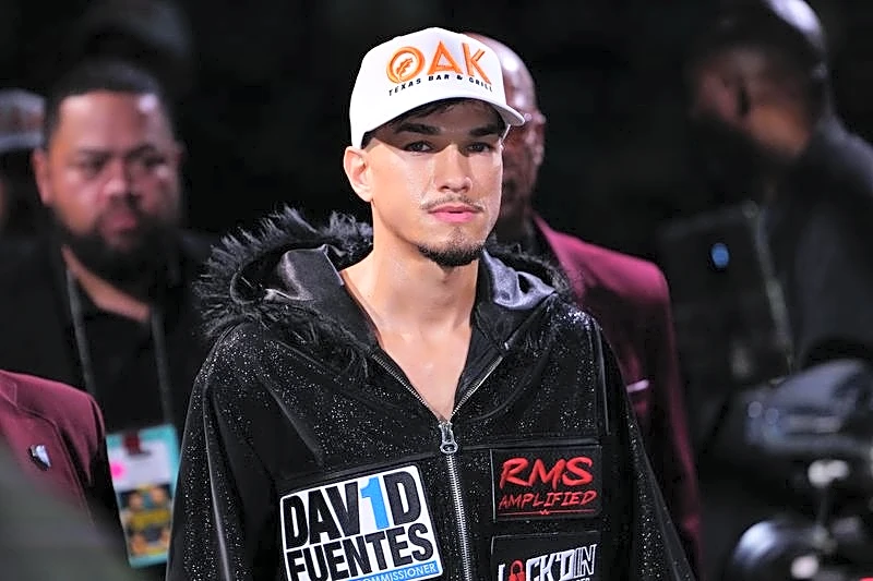 Boxing-Figueroa withdraws from Kameda fight due to illness after losing WBA featherweight title