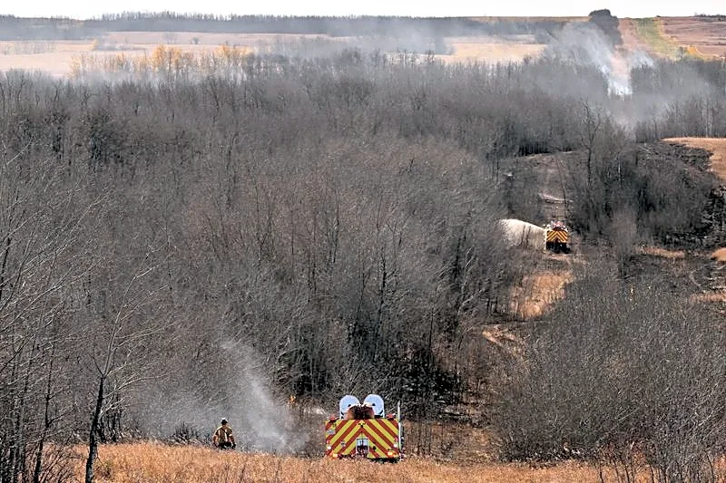 Four dead, 39 injured at Canadian military base in grass fire fanned by high winds, officials say