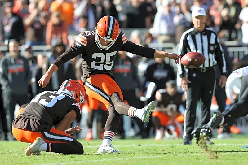 NFL roundup: Browns edge Ravens to grab share of AFC North lead