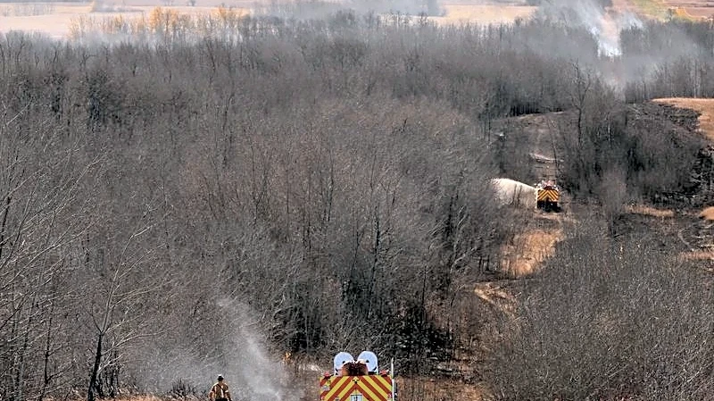 Grass fire at Canadian military base kills four, injures 39