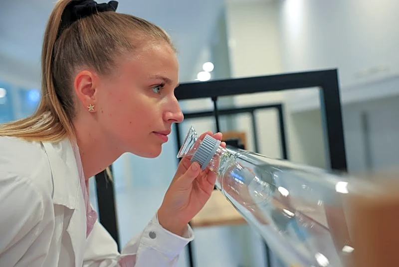 Cherry or tabasco? Perfumers test weight-loss drug users' appetite for food-inspired scents