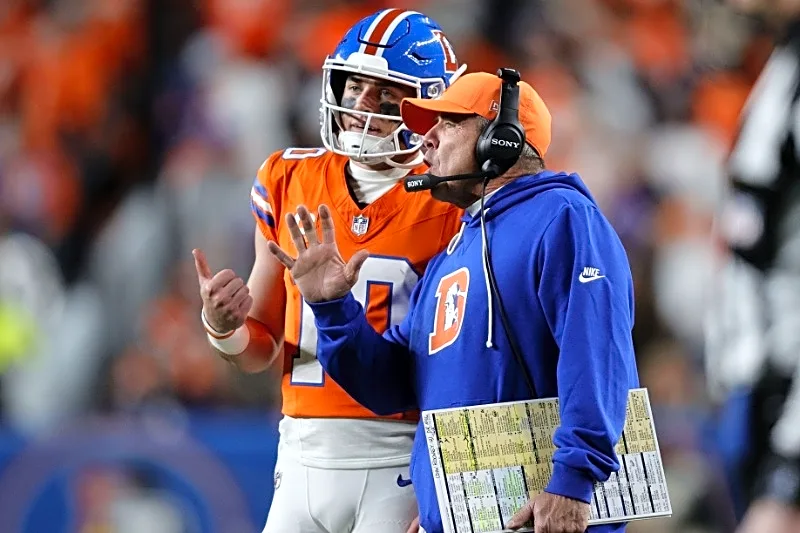 Broncos' Sean Payton: No thought to replacing QB Bo Nix