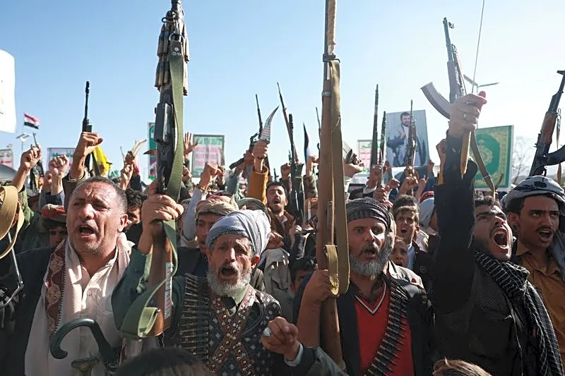 Houthi attack kills 58 at Yemen government training camp, governor says