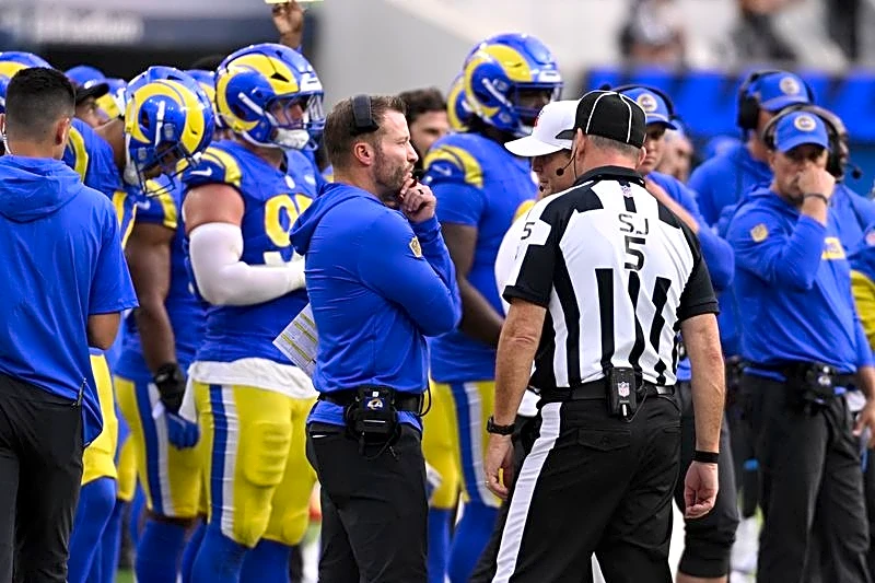 NFL-The Super Bowl is coming to LA, and neither home team is likely to make the party