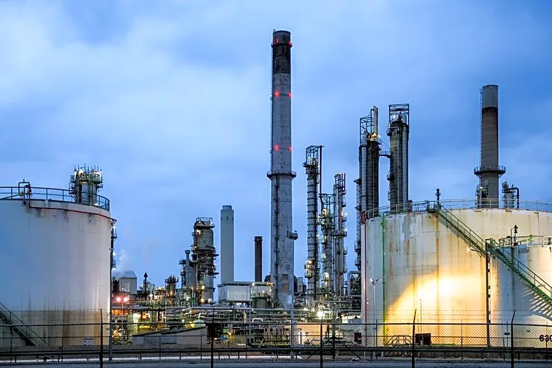 Oil majors face spending test from Iran war windfall cash