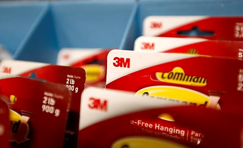 3M lifts annual profit forecast on cost controls, price hikes