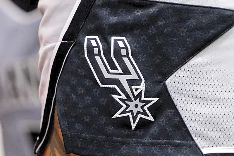 Thunder, Spurs open NBA season as co-favorites to win title