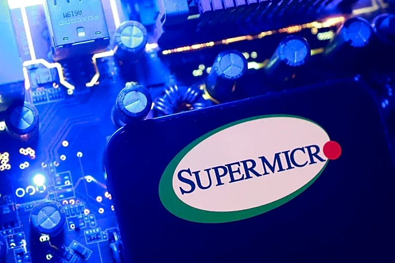 Super Micro climbs after upbeat forecast shows robust AI demand