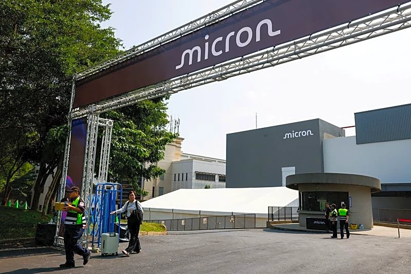 Micron faces strike from one Taiwan union after deal with another