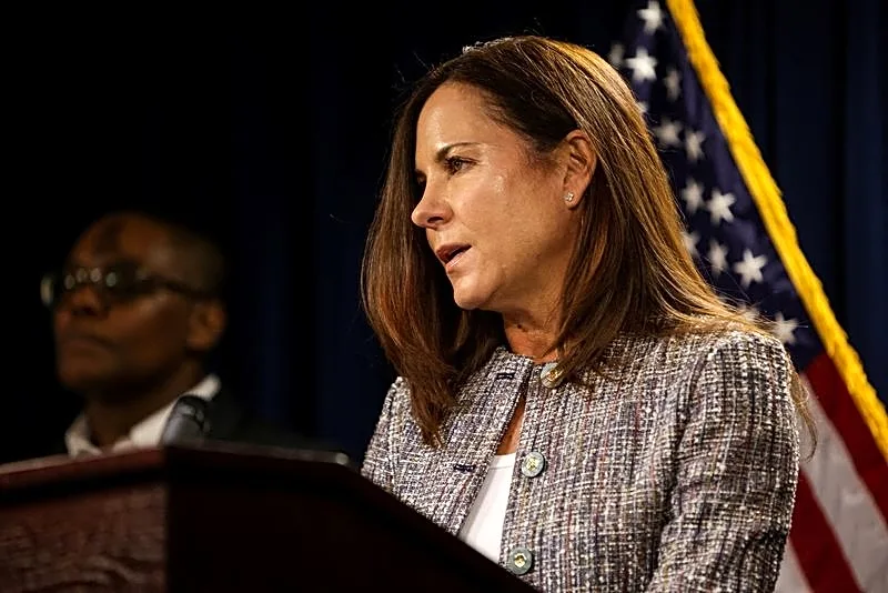 US busts ring accused of arranging hundreds of sham marriages in Massachusetts