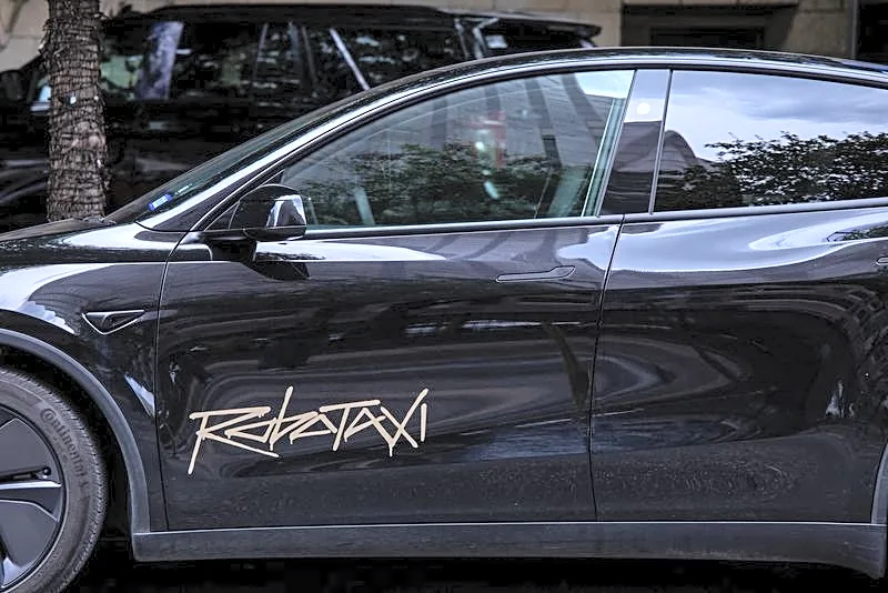 Tesla aims to sell Cybercab robotaxis by end of year despite federal probe