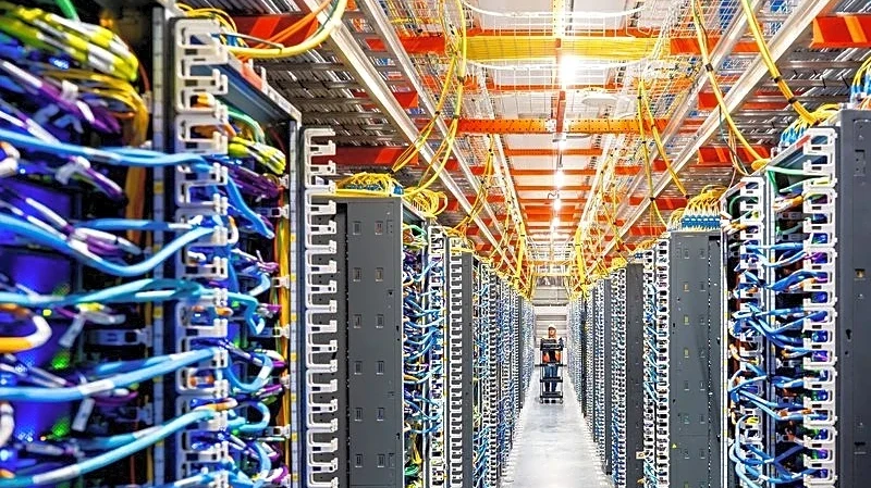 Analysis-Investors see risk from US midterms to AI trade as data center backlash builds