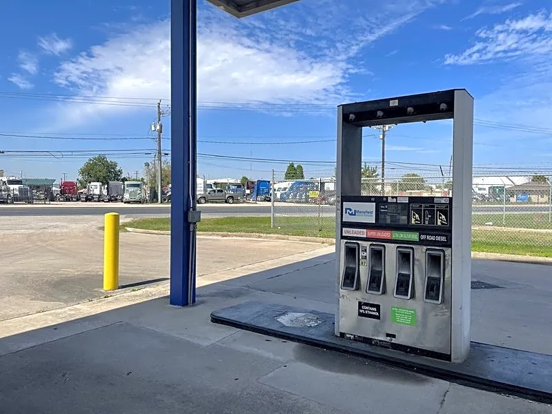 Trump's tax-exempt diesel draws skepticism from farmers, eludes others