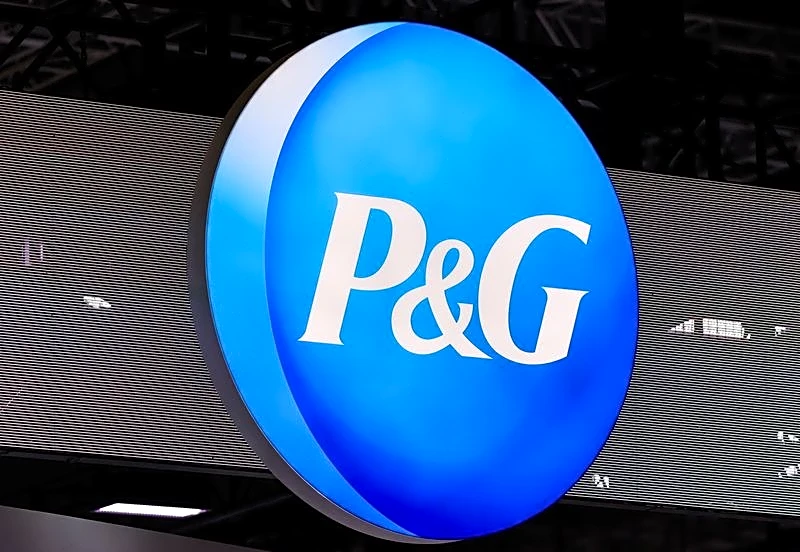 P&G warns of bigger profit hit from rising commodity, freight costs