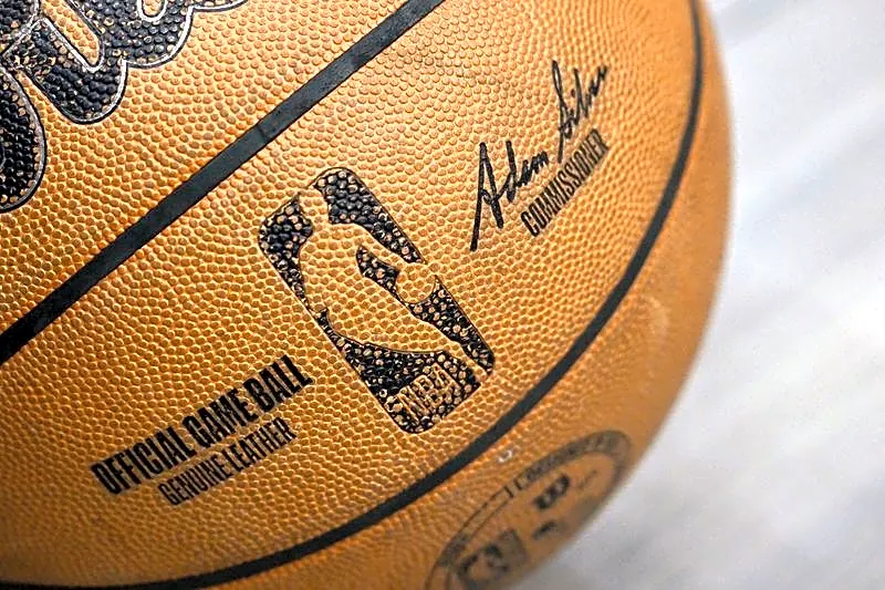 Basketball-Former Euroleague CEO warns clubs against surrendering control to NBA