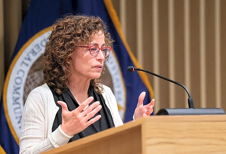 Democrat on US FCC urges broadcast industry to be more aggressive confronting the agency