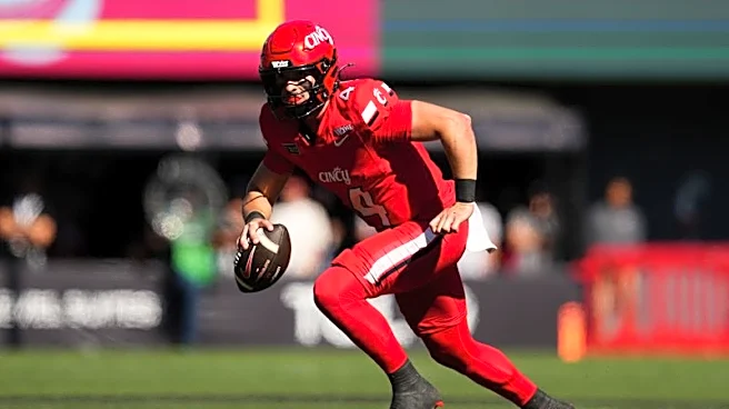 Top 25 roundup: Cincinnati shocks No. 8 Texas Tech; No. 1 Miami rolls