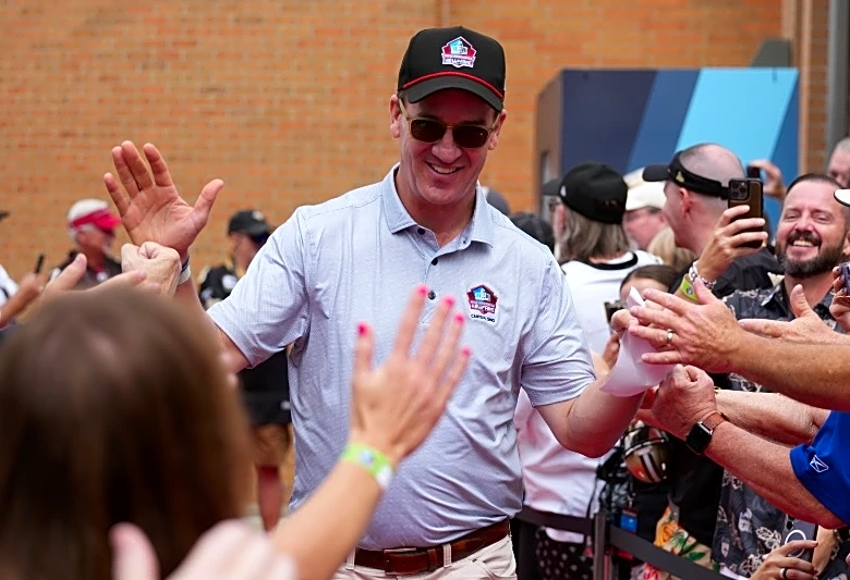 Report: Peyton Manning not expected to become Colts GM