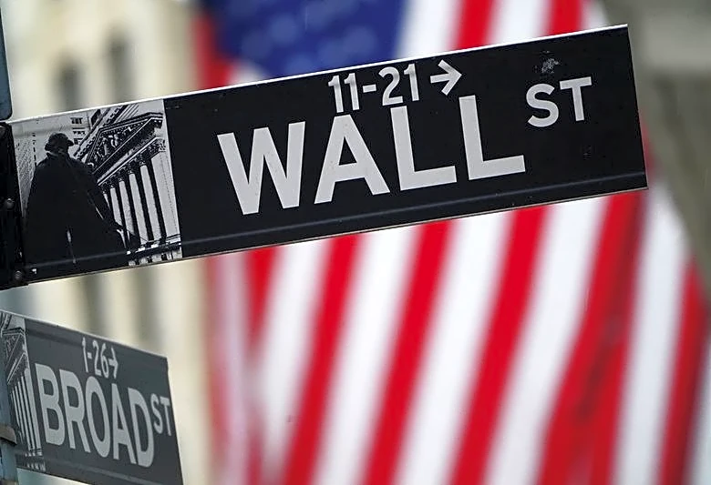 Analysis-Why Wall Street banks want Democrats to back their capital relief