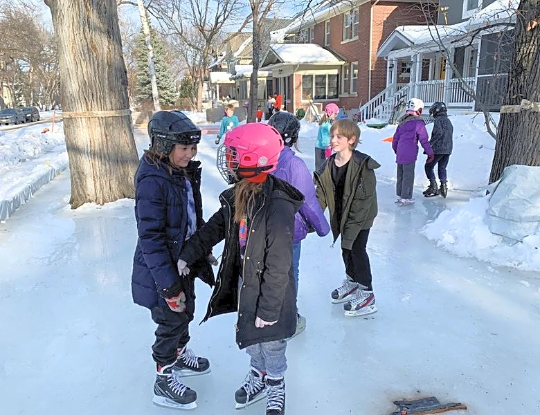NHL-Fans and players revel on frozen pond of ice hockey nostalgia
