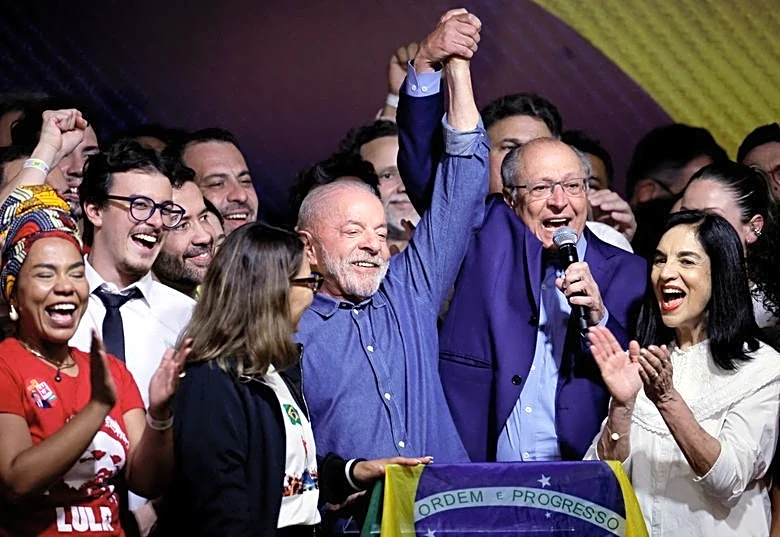 Trump says Brazil election looked 'rigged', defeated Bolsonaro's party recognizes Lula win