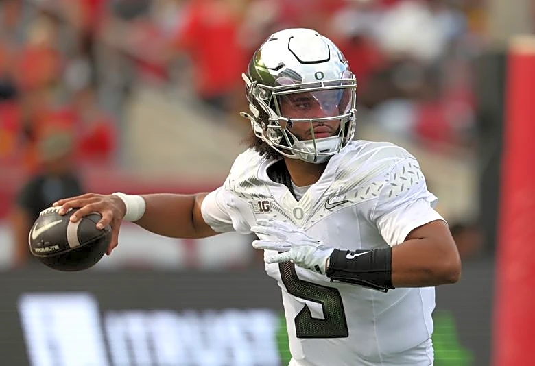 Oregon QB Dante Moore (concussion) expected to miss rest of season