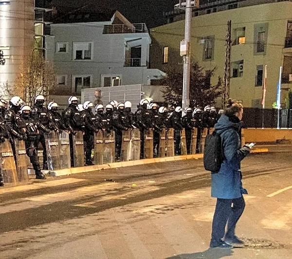 Protesters enter Serbian pro-Vucic TV station, call for arrest of editor