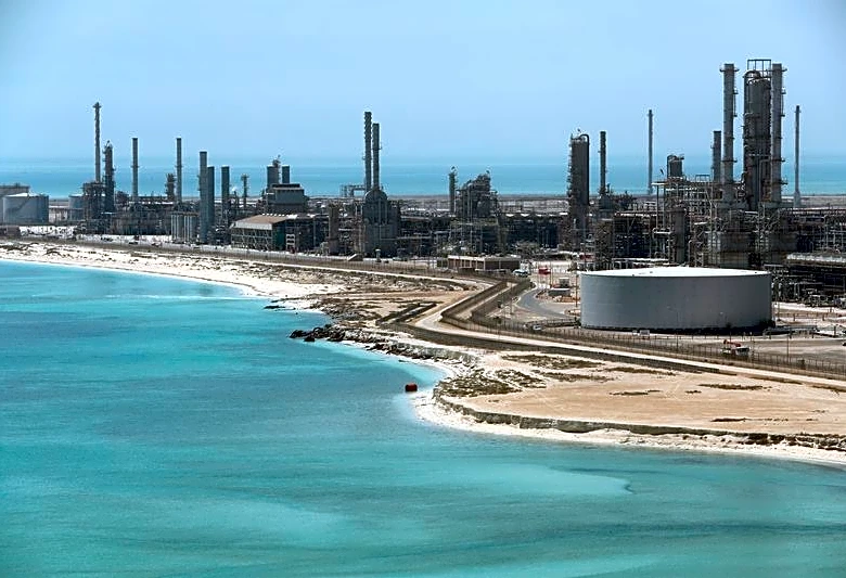 Yemen's Houthis say they hit Saudi Ras Tanura oil refinery with missile