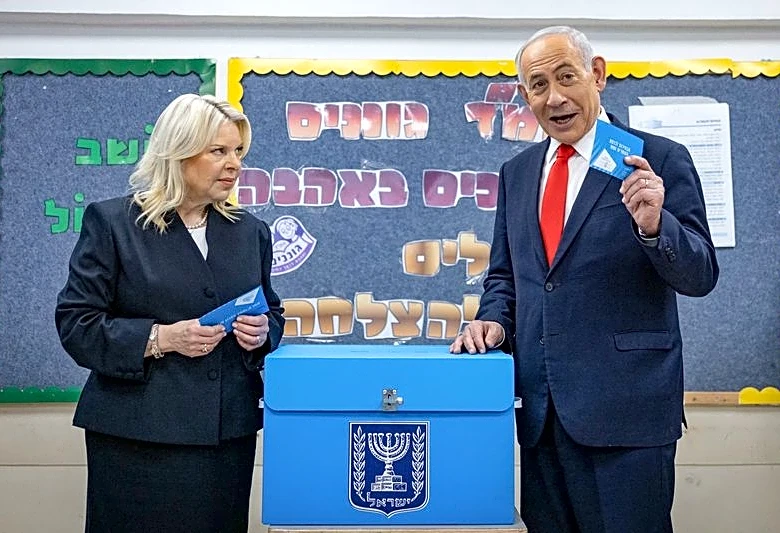 Israelis smash turnout records to pass wartime judgment on Netanyahu